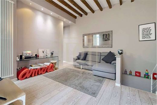 Apartment in Milan, Lombardy