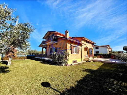 Villa in Lanciano, Provincia di Chieti