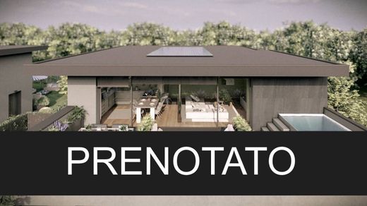 Penthouse in Treviolo, Provincia di Bergamo