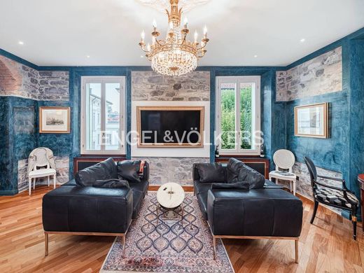 Appartamento a Como, Lombardia