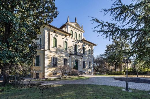Villa a Isola della Scala, Verona