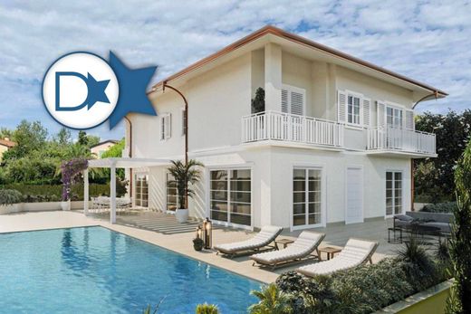 Villa in Forte dei Marmi, Provincia di Lucca
