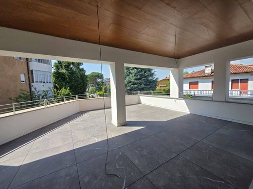 Apartamento - Udine, Friuli Venezia Giulia