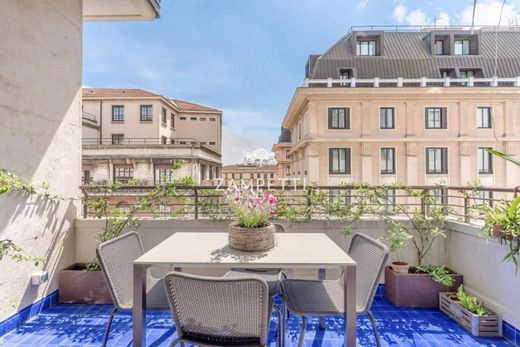 Appartamento a Milano, Lombardia