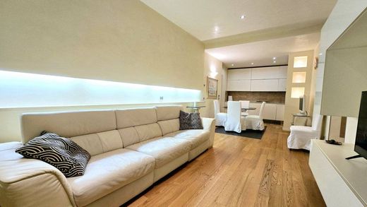 Apartment / Etagenwohnung in Padua, Venetien
