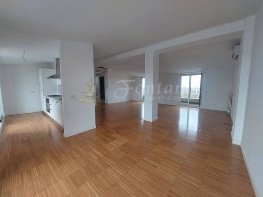 Ρετιρέ σε Μιλάνο, Città metropolitana di Milano