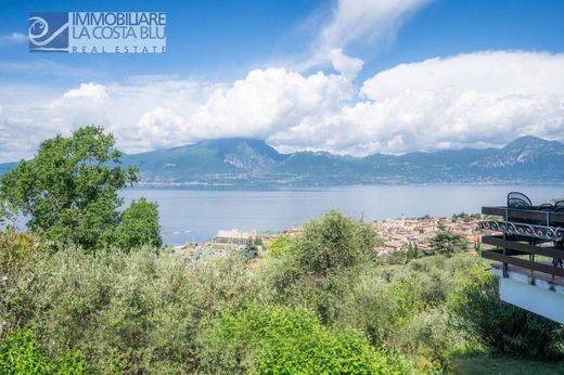 Villa in Torri del Benaco, Provincia di Verona