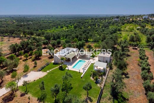 Villa in Ostuni, Provincia di Brindisi