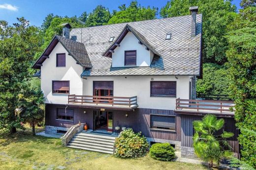 Villa in Arona, Provincia di Novara