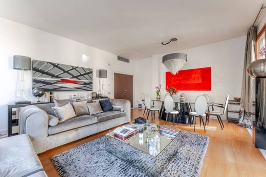 Apartment in Milan, Lombardy