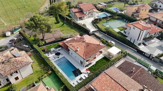 Villa in Desenzano del Garda, Provincia di Brescia