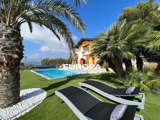 Villa in Vallebona, Provincia di Imperia