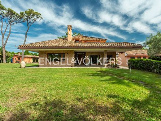 Villa a Roma, Lazio