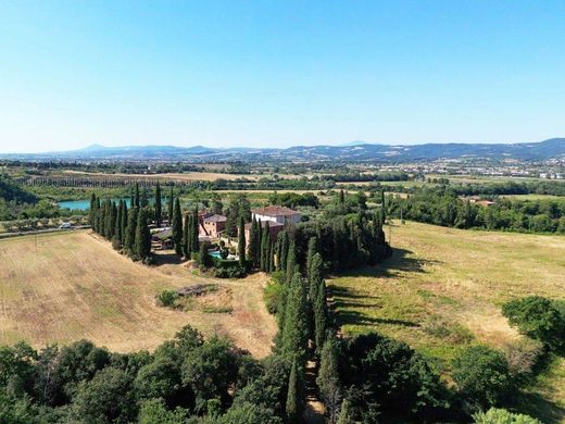 Country House in Sinalunga, Province of Siena
