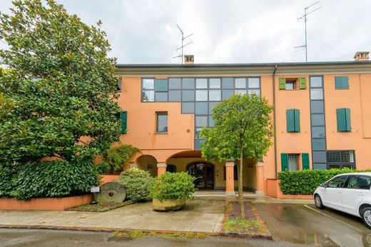 Apartment in Modena, Provincia di Modena