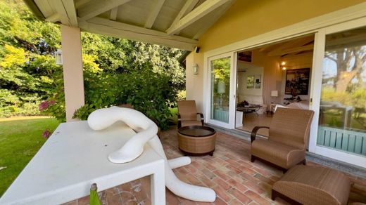 Willa w Bogogno, Provincia di Novara