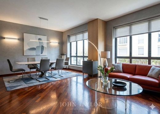 Appartamento a Milano, Lombardia