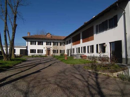 Landhuis in Neive, Provincia di Cuneo
