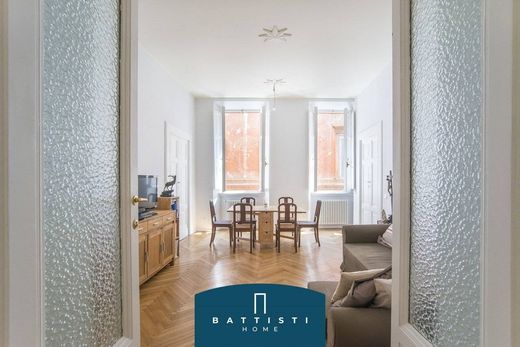 Apartment / Etagenwohnung in Rom, Latium