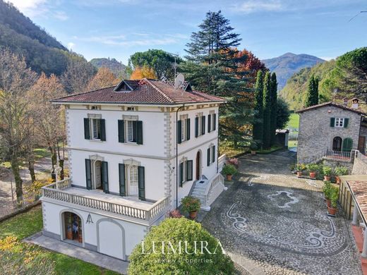 Villa en Bagni di Lucca, Lucca