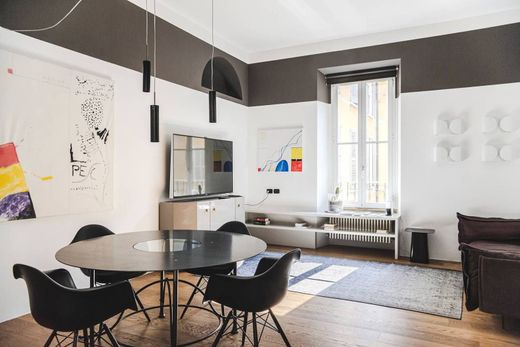 ミラノ, Città metropolitana di Milanoのアパートメント