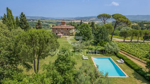 Country House in Cetona, Province of Siena