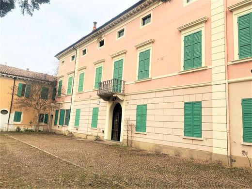 Villa a Rio Saliceto, Reggio Emilia