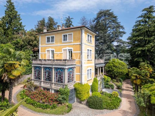 Villa - Varese, Provincia di Varese