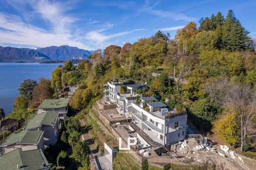 Apartamento - Laveno-Mombello, Provincia di Varese