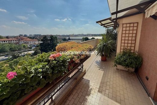 Apartment in Milan, Lombardy