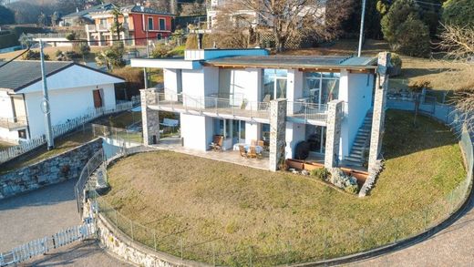 Вилла, Arizzano, Вербания