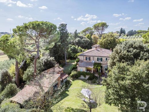 Casale a Foiano della Chiana, Arezzo