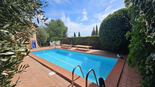 Villa a Massarosa, Lucca