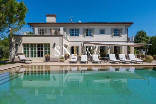 Villa en Forte dei Marmi, Lucca