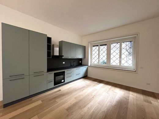 Apartment in Milan, Lombardy