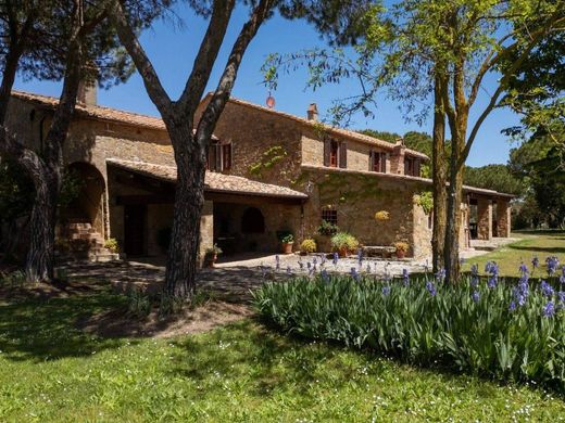 Country House in Pienza, Province of Siena