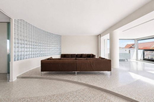 Apartment in Milan, Lombardy