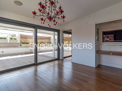 Ρετιρέ σε Ρώμη, Lazio