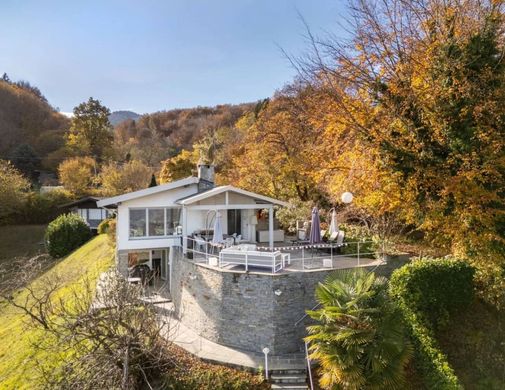 Villa in Madonna del Sasso, Verbania