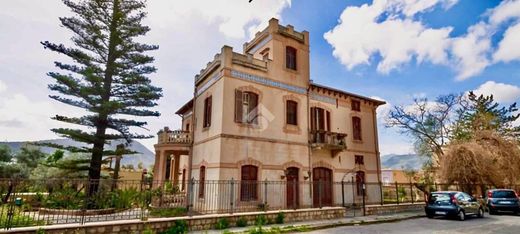Apartment in Palermo, Sicily