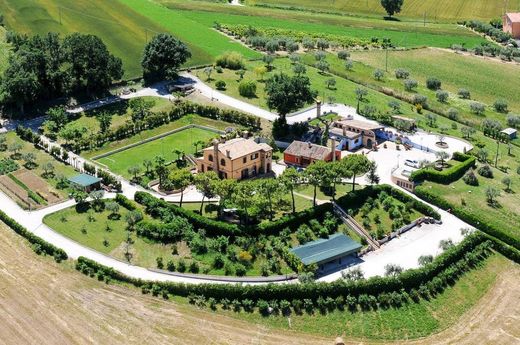 Villa in Potenza Picena, Provincia di Macerata