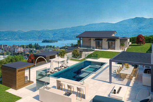 Villa a Verbania, Verbano-Cusio-Ossola