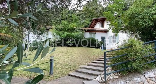 Villa in Pomarolo, Provincia autonoma di Trento