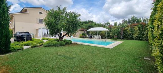 Villa à Cascina, Pise