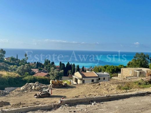 Загородный Дом, Bordighera, Provincia di Imperia