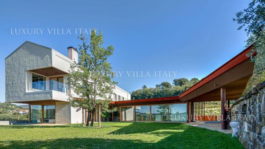 Вилла, San Floriano del Collio, Gorizia