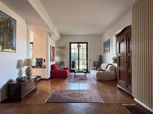Villa à Cerro Maggiore, Milan