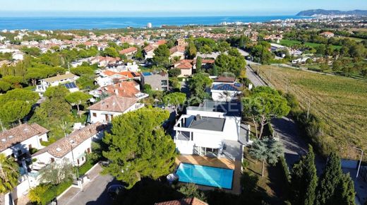 Villa a Riccione, Rimini