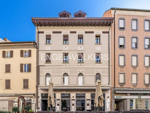Квартира, Комо, Provincia di Como