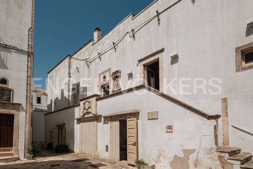 Complesso residenziale a Martina Franca, Taranto